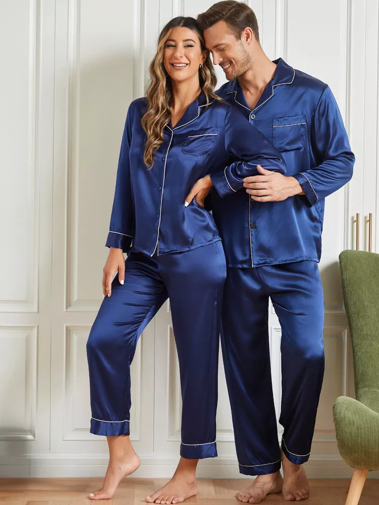 couple-matching-sleepwear