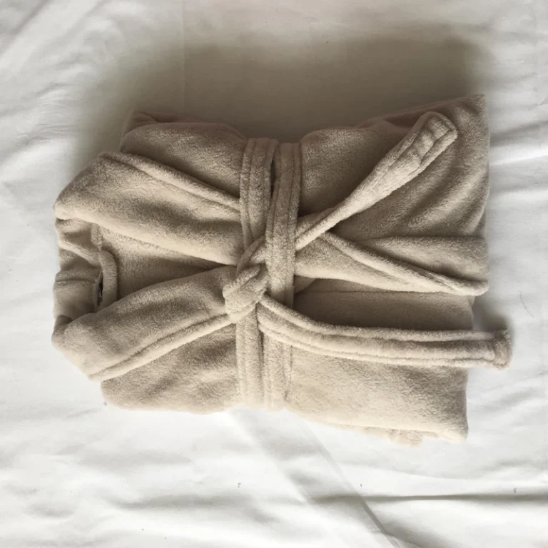 CHINEE-Bathrobe-Adult-Plush-Fleece-Robe-Soft-Textured-Bathrobe-Pajamas-and-Blanket-in-One