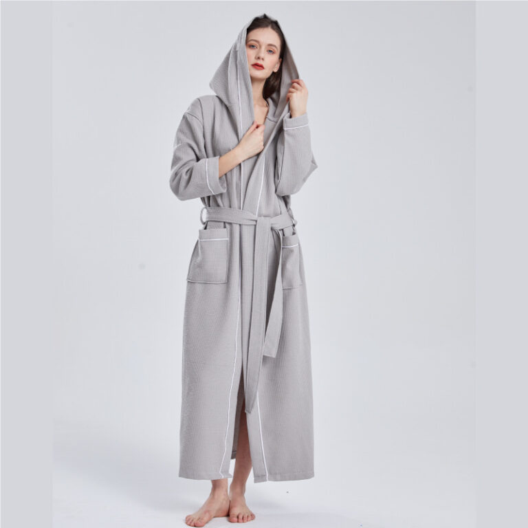 CHINEE Custom 100% Cotton White Waffle Cloth Luxury Elegant Hotel Design Bathrobe Women's Spa Hooded Robe Front Quick Dry Breathable