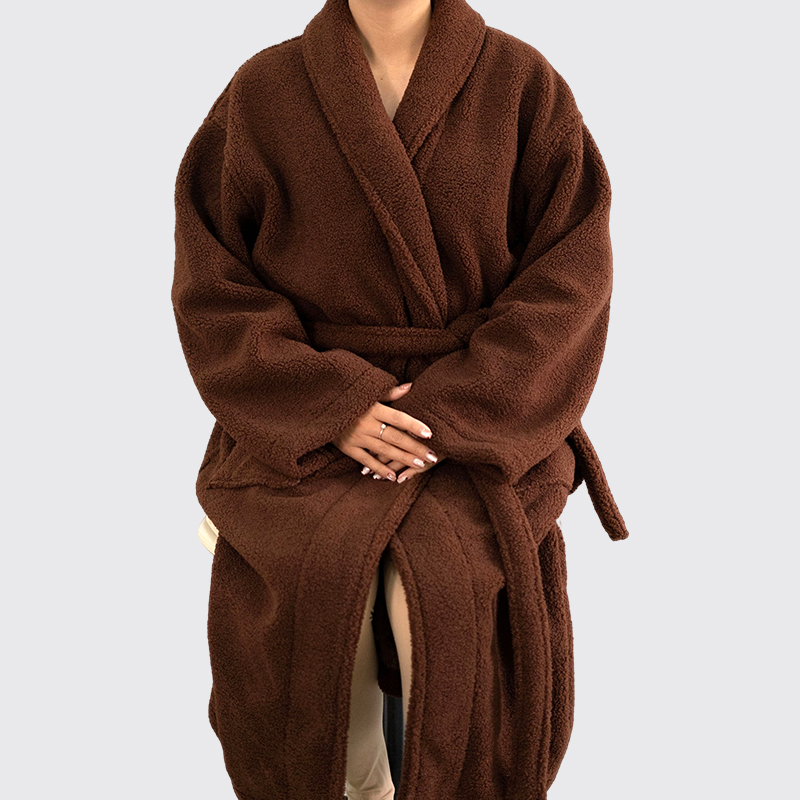 CHINEE Custom Factory ODM&OEM Sever 100% Polyester Bathrobe Luxury Lamb Velvet Bathrobe With Logo