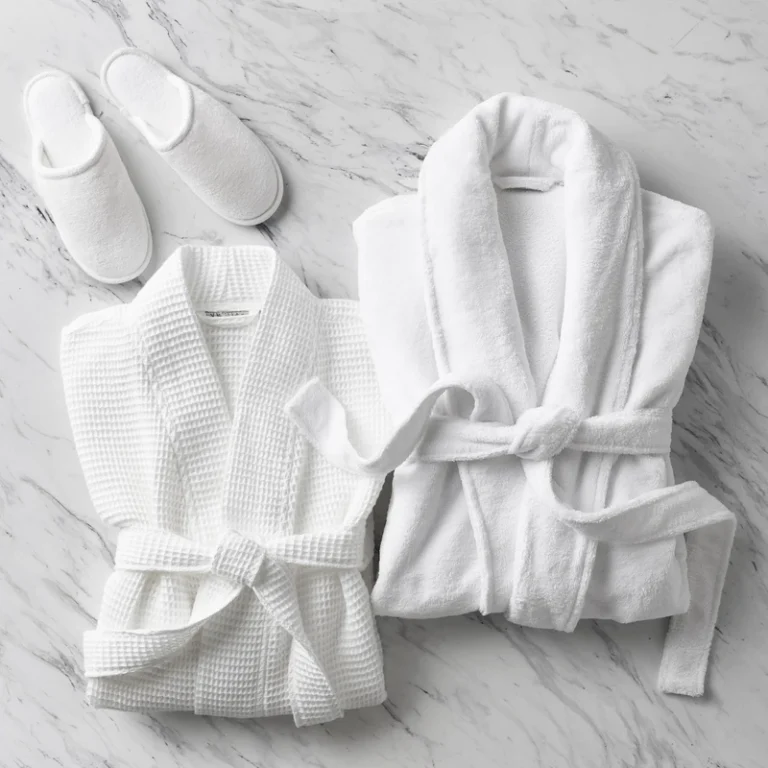 CHINEE Factory Custom 5 Stars High Quality Shawl Collar White Navy Bathrobe 100% Cotton Bath Robe And Slippers