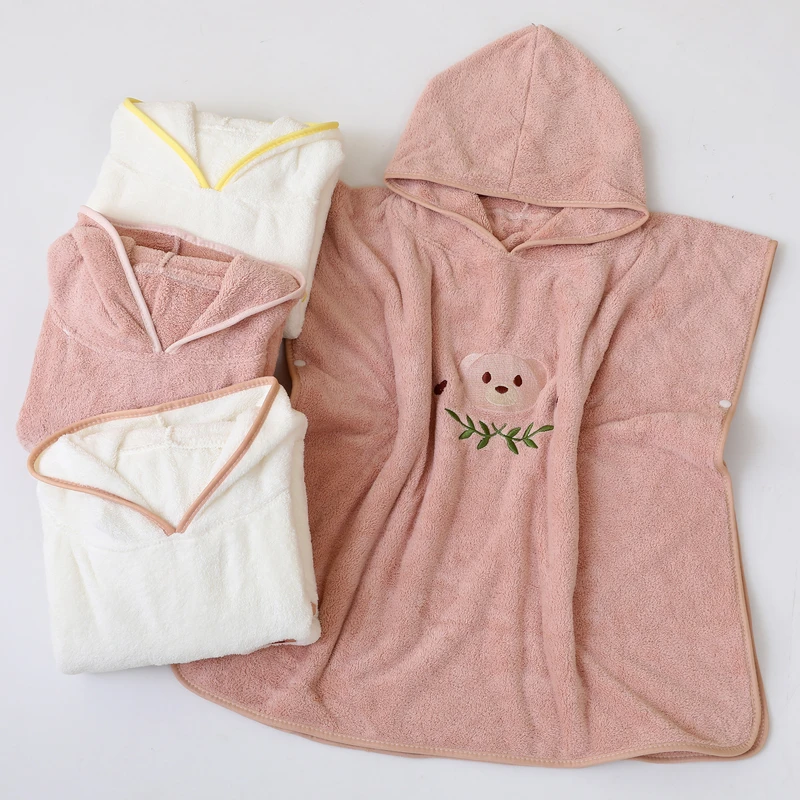 CHINEE Factory Embroidered Pattern Coral Fleece Hooded Bath Towel Cape Children's Home Absorbent Bathrobe For Baby Shower