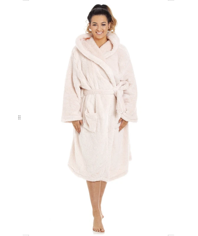 CHINEE Factory Womens Soft Luxury Plush Fleece Hooded Bathrobe Nightwear Adult Winter Sherpa Elegant Knee Length Customized