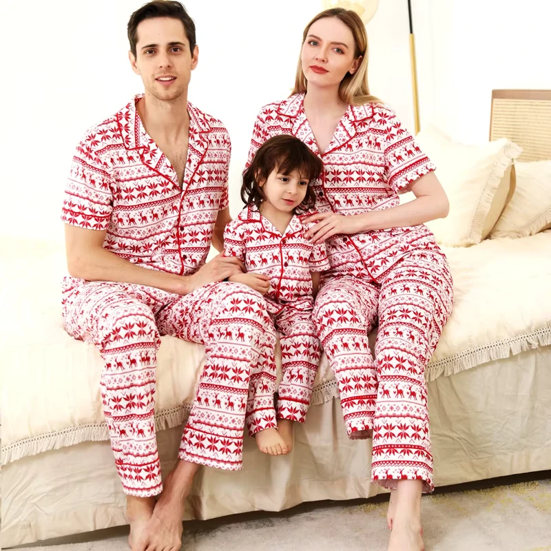 CHINEE Family Matching Modern Long Sleeve Custom Clothes Sets with Little Elk Printing Christmas Pajamas Home Suits