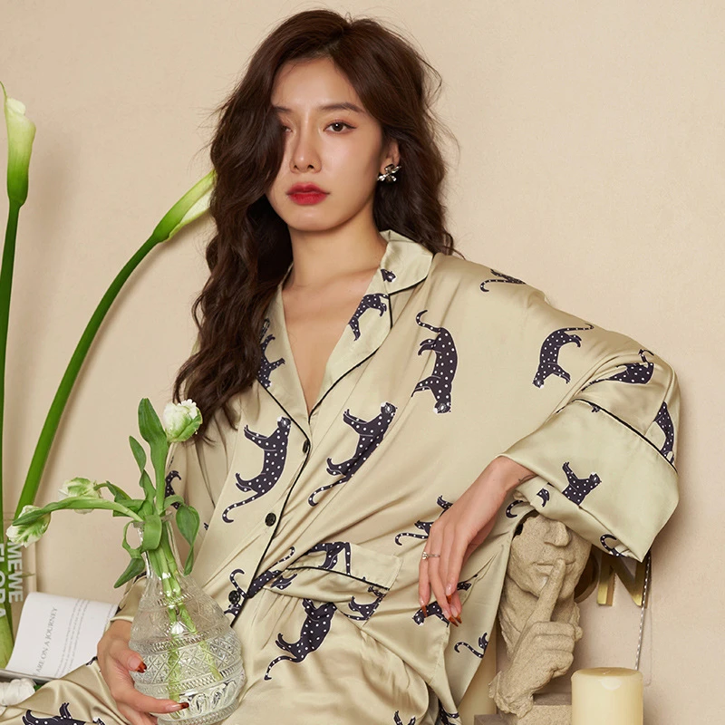 CHINEE High Quality Factory Custom LOGO Women's Pajamas Set Luxury Leopard Print Loose Top Sleepwear Silk Nightwear Leisure Homewear