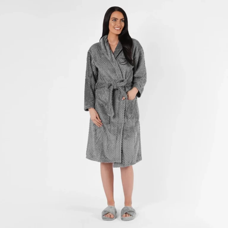 CHINEE High Quality Jacquard Solid Flannel Fleece Winter Bathrobe For Adults Super Soft Elegant Plus Size Sleepwear For Women Factory