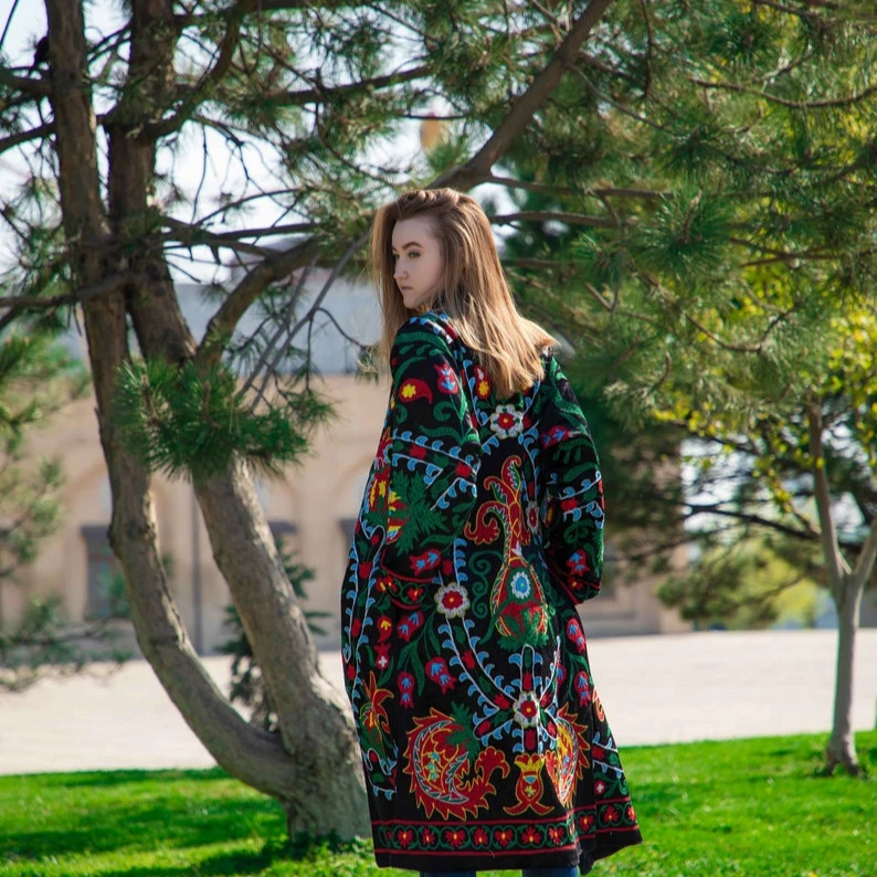 CHINEE Kimono Long Robe Women Decorated With Silk Embroidery Long Jacket for Ladies