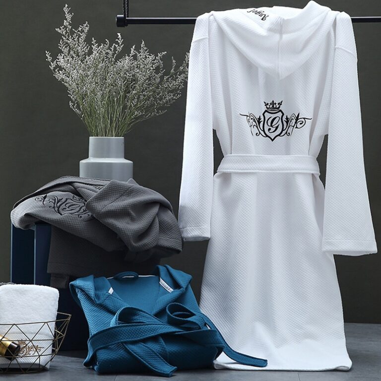 CHINEE-Manufacturer-Star-Hotel-Waffle-Bathrobe-Embroidered-Thin-Adult-100-Cotton-Hooded-Sauna-Robe