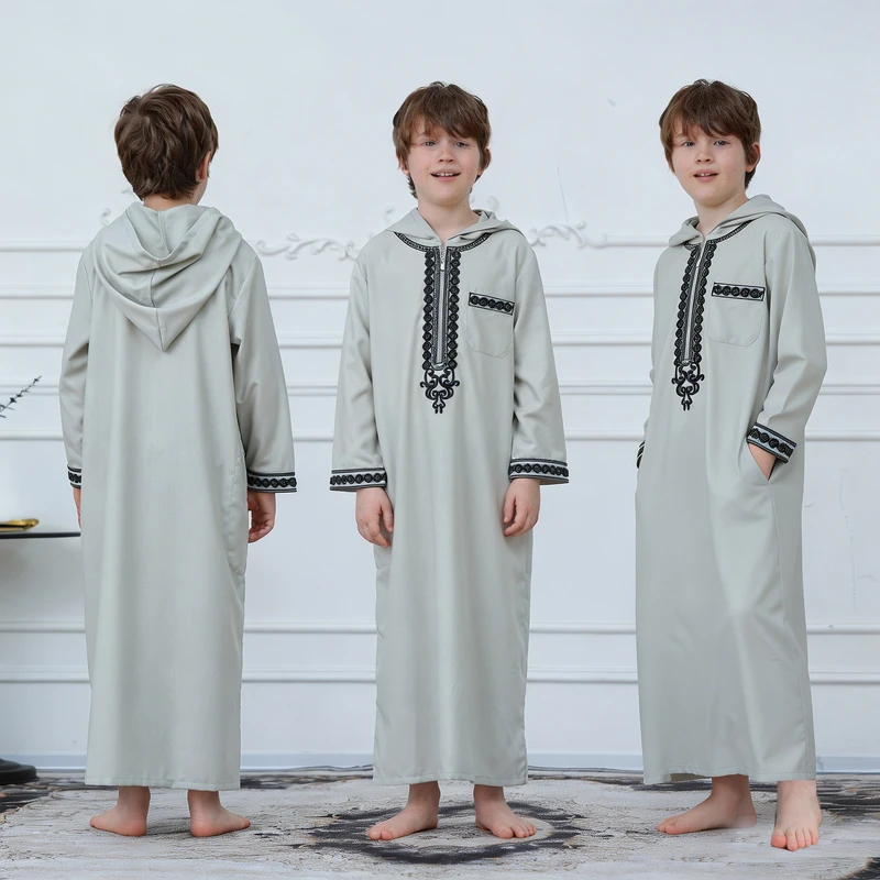 CHINEE New Arrivals Boys Muslim Thobe Long Sleeve Hooded Zipper Black Embroidered Kaftan Kids Islamic Jubba Arab Robe Daily Wear