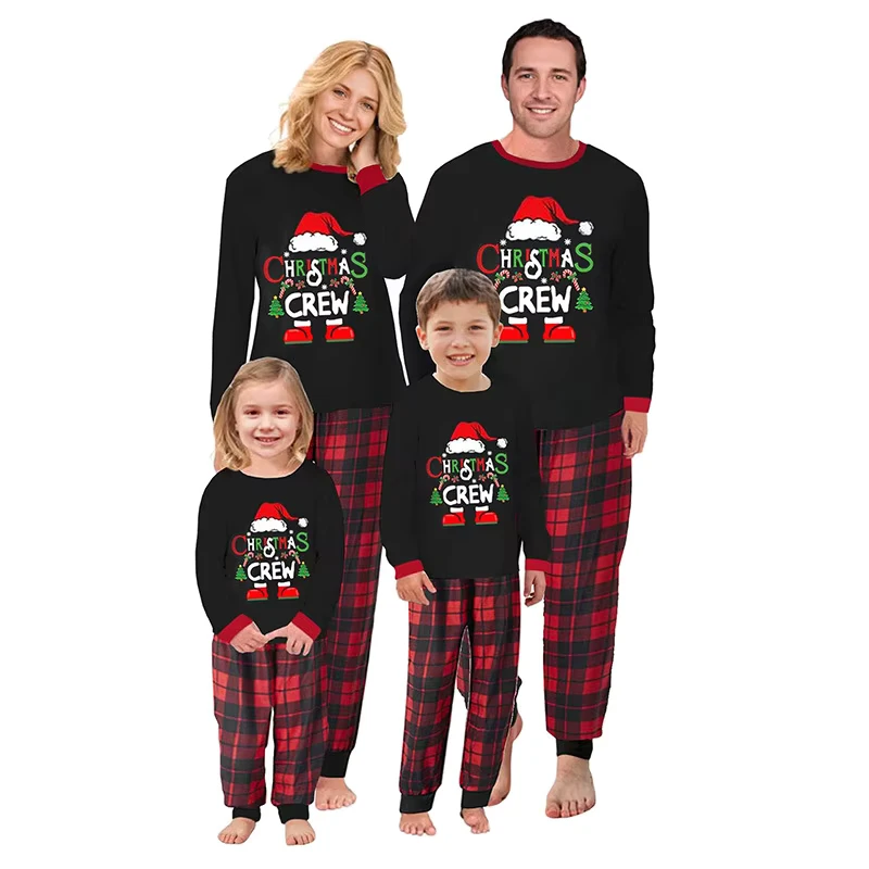 CHINEE New Design Mom Dad Kid Xmas Sleepwear Matching Sets Christmas Pajamas Family Navidenos Pijamas With Pets