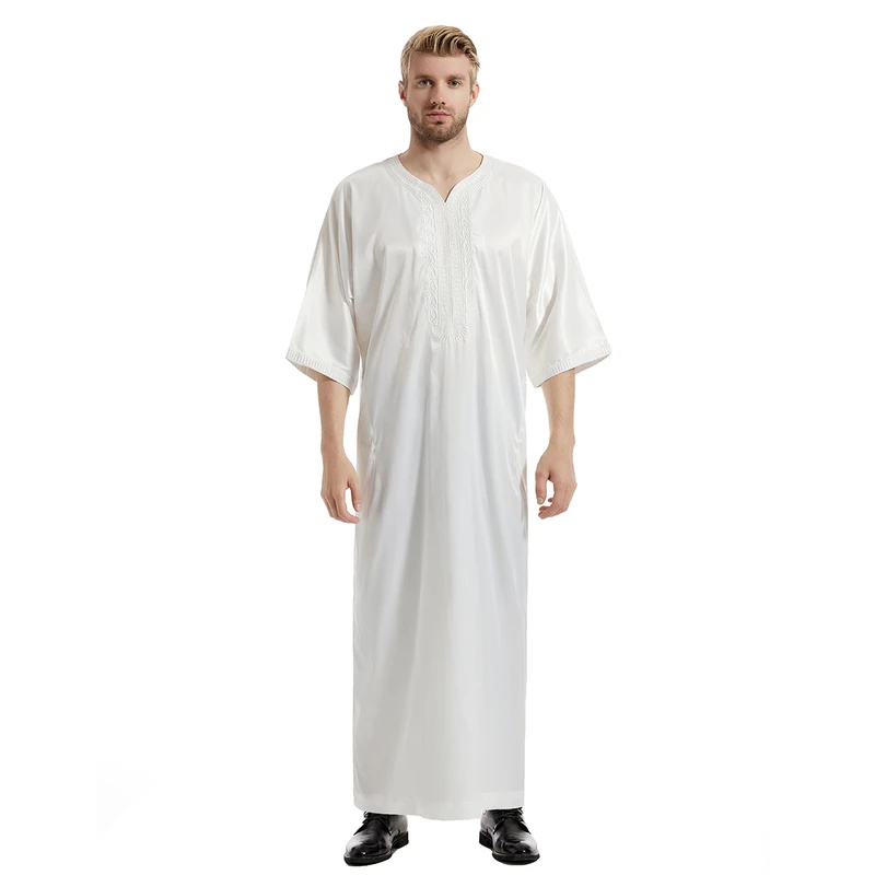 CHINEE New Traditional Muslim Clothing Mid Sleeve Embroidered Robe for Men Satin Moroccan Robe Arab Men's Accessory