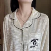 CHINEE ODM Women's Long Sleeve Gold Velvet Elastic Waist Knitted Pajamas for Fall Winter Diamond Home Dress Set Sweet Front