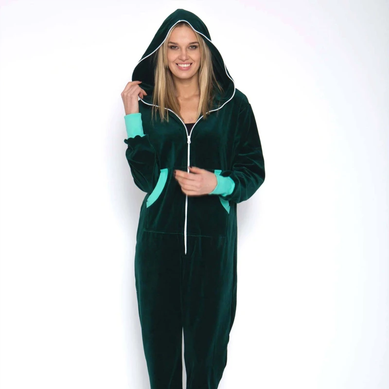 CHINEE OEM Custom Womens Fleece Pajama Onesie Comfortable and Stylish Ideal for Lounging and Sleep