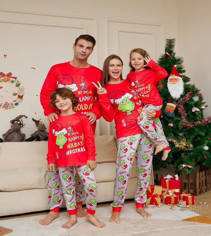 CHINEE Polyester Breathable Long Sleeve Parent kid Home Wear Cute Cartoon Monogrammed Family Matching Christmas Pajamas Set