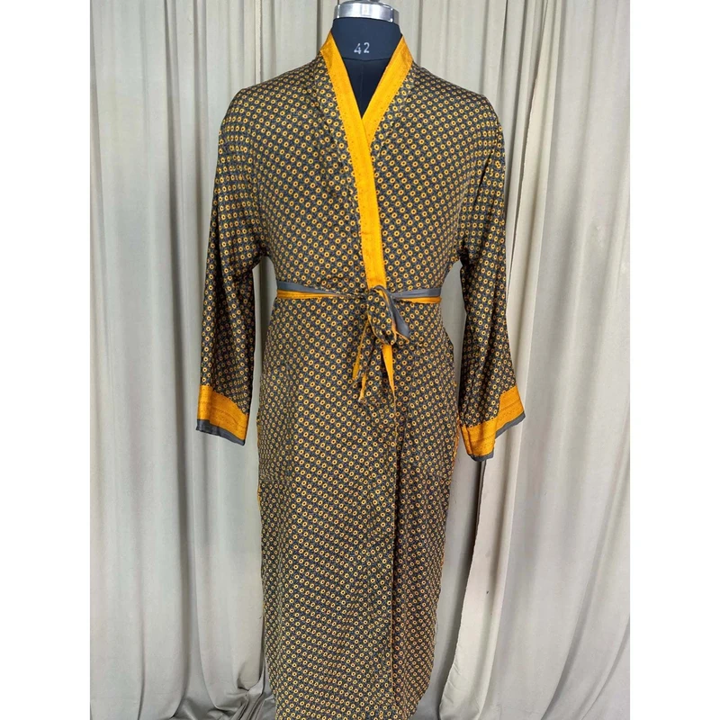 CHINEE Silky Soft Men's Kimono Robe Elegant Vintage House Beach Wear Timeless Comfortable Lounge Sustainable Classic Masculine Perfect