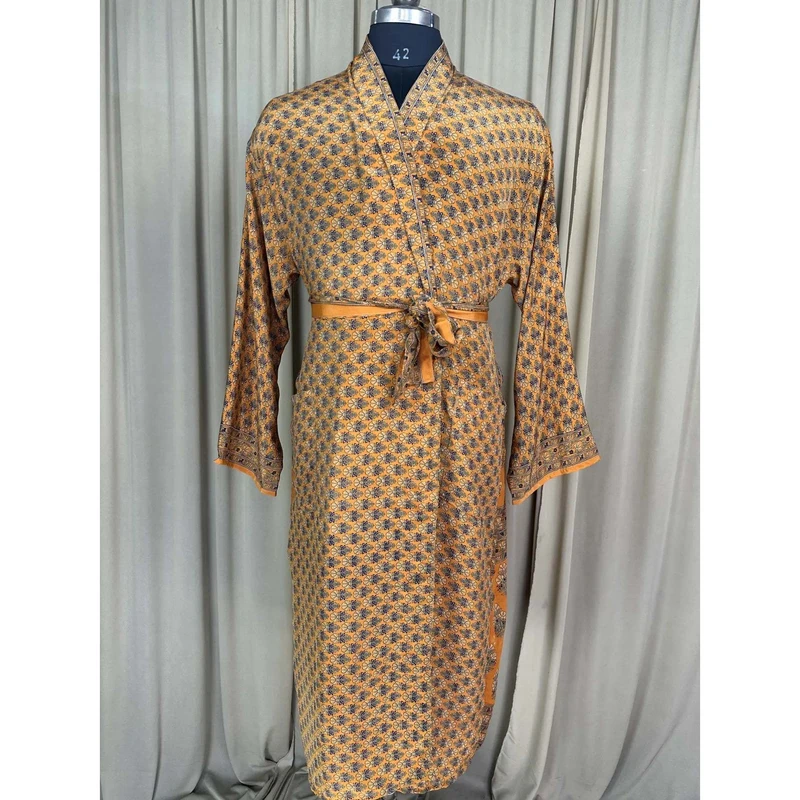 CHINEE Silky Soft Men's Kimono Robe Elegant Vintage Style Timeless Comfort for Home Beach Lounge Wear Sustainable Classic Gift Idea