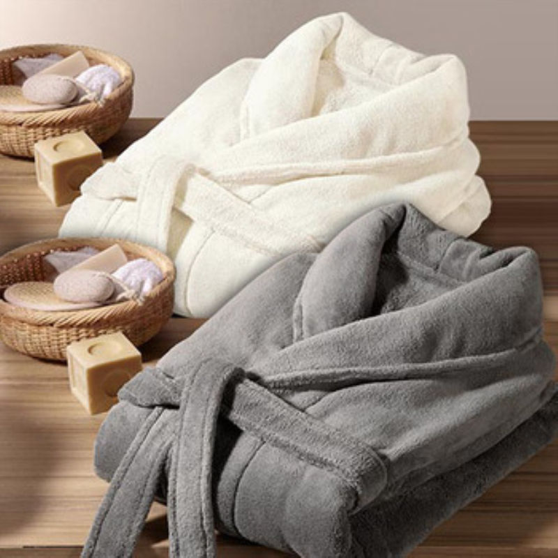 CHINEE Super Fluffy Custom Logo White Coral Fleece Pink Bathrobe With Slippers Luxury Hotel Spa Aesthetic Unisex Bathrobe