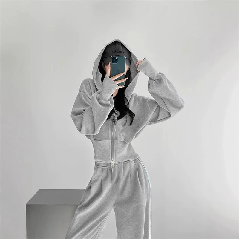 CHINEE Women's 2 Piece Tracksuit Cropped Half Zip Hoodie Oversized Wide Leg Pants Set Casual Y2K Streetwear Loungewear Sweatsuit