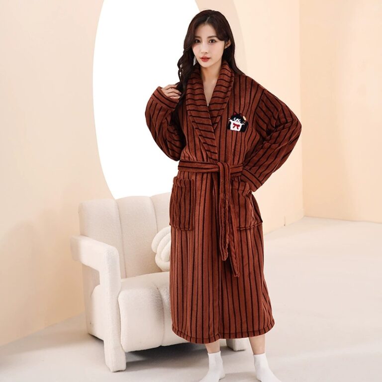 CHINEE-Womens-Robe-Extra-Long-Thick-Pajamas-Coral-Fleece-Animal-Print-Front-Logo-Soft-Eco-friendly