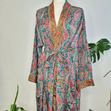 CHINEE Women’s Silk Kimono Floral Embroidery Bohemian Long Robe Stylish Ethnic Outerwear for Casual and Festive Use