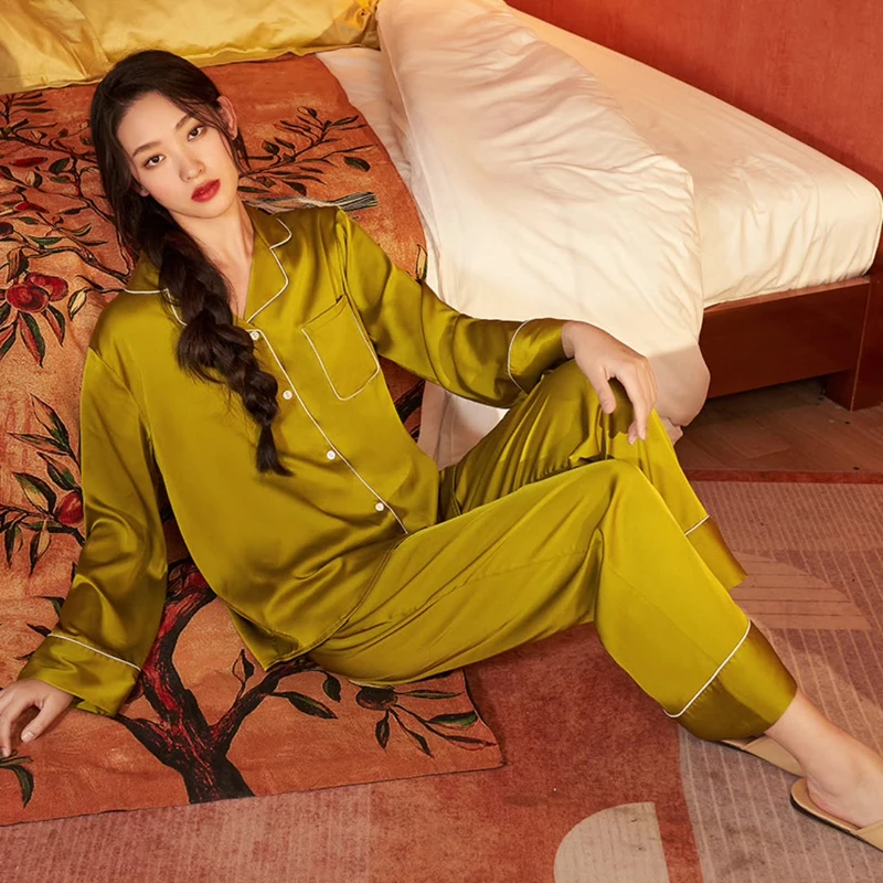 CHINEE Women's Summer Luxury Long Sleeve Silk Satin 2 Piece Pajamas Set Breathable Quick Dry Home Wear Sleepwear
