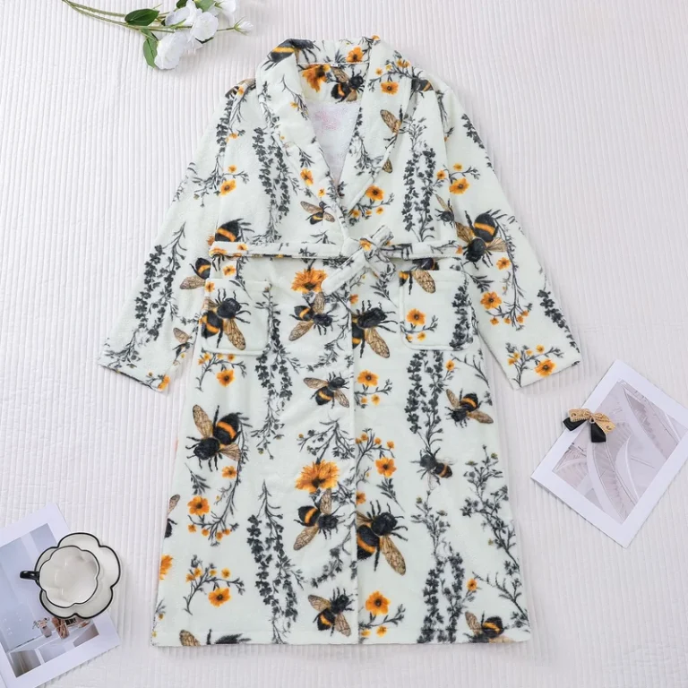 CHINEE-Womens-Winter-Flannel-Bathrobe-Bee-Flower-Print-Soft-Thermal-Plush-Loungewear-with-Front-Logo-Warm-Robe