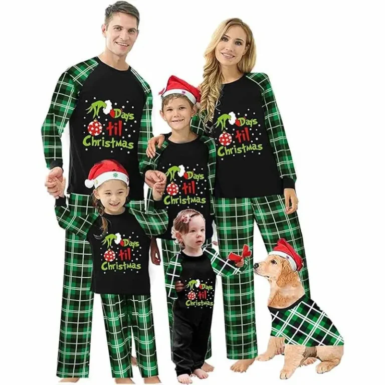 Art-Christmas-Tree-Family-Pyjamas-Santa-Claus-Xmas-PJs-Matching-Christmas-Pajamas-Family-Dog-Clothes-Bags-1