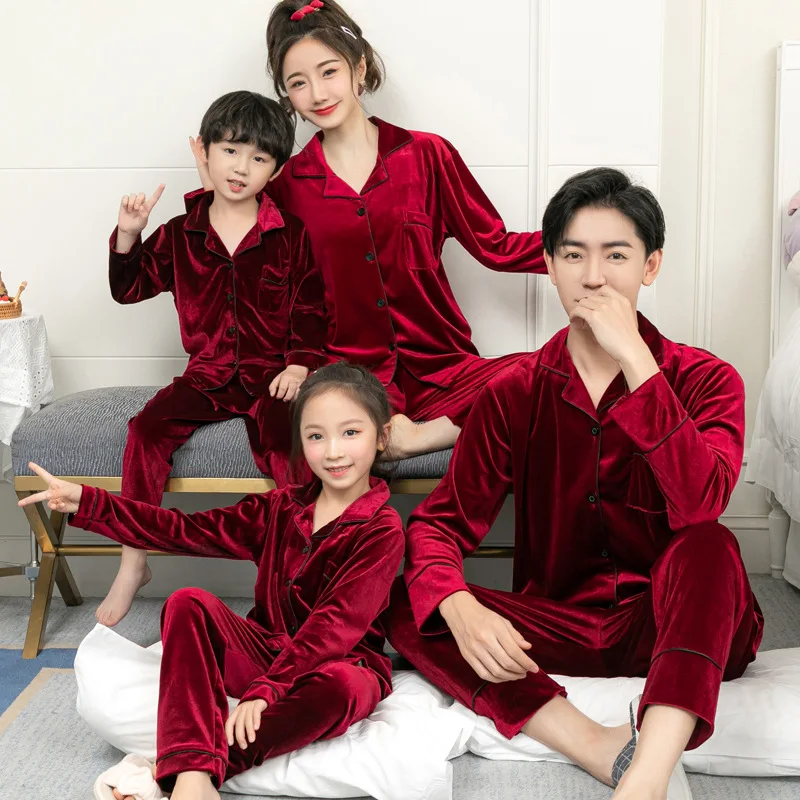 Autumn Korea Luxury Woman Family Matching Velvet Turn Down Collar Sleepwear Family Pajamas Drop Shipping