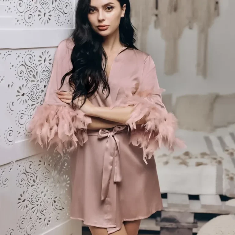 Casual-Nightwear-Robes-Female-Bathrobe-Champagne-Half-Sleeve-Home-Robe-Feathers-Women-Robes-Bridesmaid-Feather-Pajama-Set