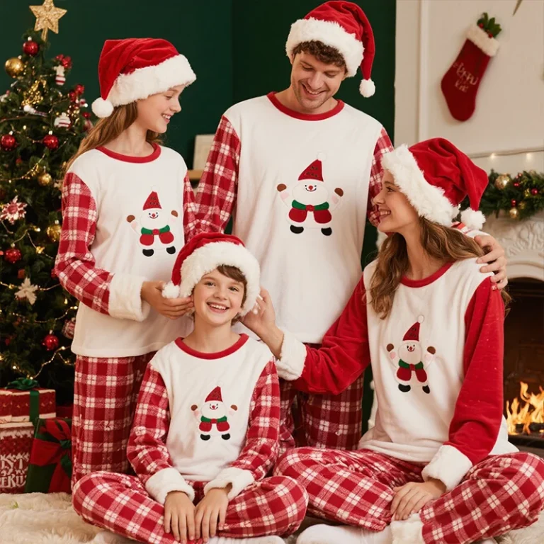 Custom-Christmas-Outfit-Pajamas-Breathable-Cotton-Warm-Family-Matching-Set-for-Women-Printed-Christmas-Clothes