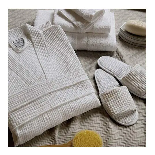 Custom Logo Embroidered SPA Men's and Women's Hotel Robe Luxury Waffle Soft Bathrobe Cotton Solid Pattern Waffle Bathrobe