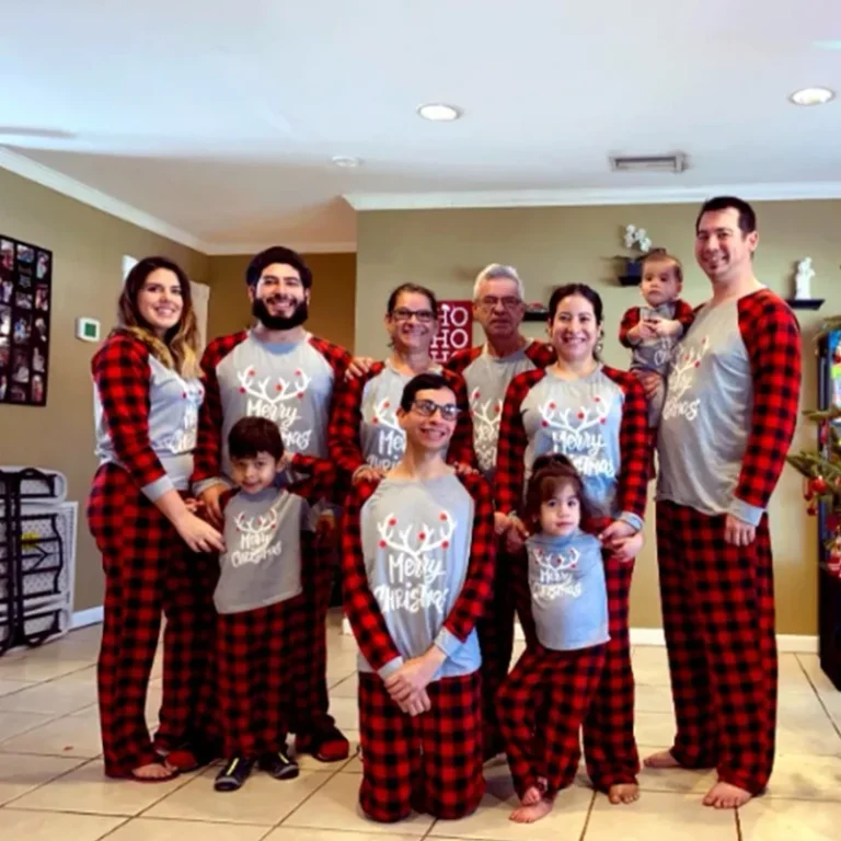 Custom-Print-Xmas-Winter-Warm-Soft-Pants-Polyester-Pyjamas-Women-Set-Matching-Christmas-Pajamas-for-Family