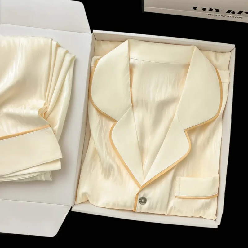 Custom Sleepwear Men's Autumn and Winter Loose Casual Home Clothing Gift Box Set Satin Pajamas