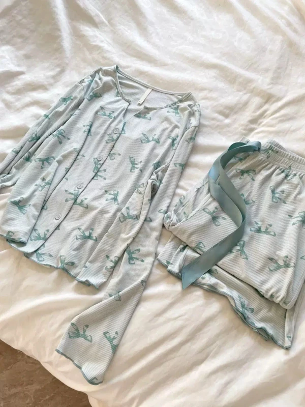 Custom Women's Long Sleeve Pajama Set Breathable and Comfortable Nightwear