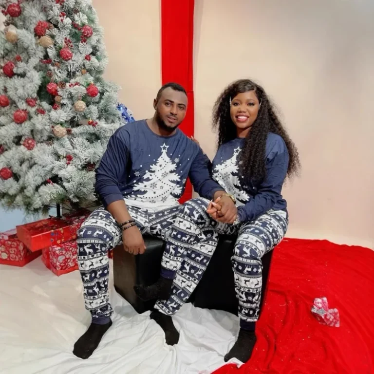 Drop-Shipping-Blue-Christmas-Tree-Printed-Pajamas-Set-Family-Matching-Outfits-for-Father-Mother-with-Elastic-Waist-Closure