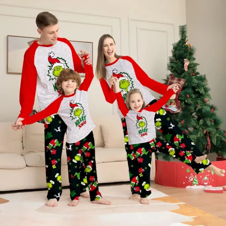 Dropshipping-Customized-Plus-Size-Two-Piece-Family-Christmas-Home-Matching-Knitted-Pajamas-with-Front-Logo
