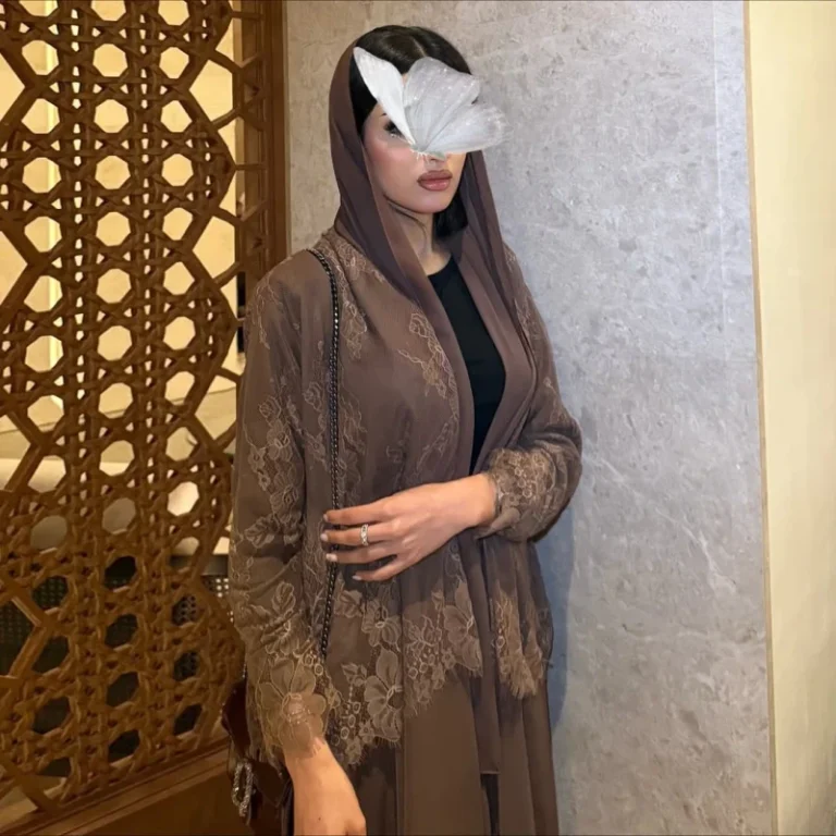 Elegant-Muslim-Womens-Open-Abaya-Middle-Eastern-Maxi-Cardigan-Arabic-Fashion-Pleated-Robe-with-Floral-Lace