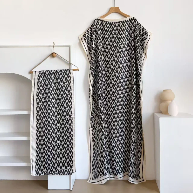 Elegant Muslim Women's Robes Fashionable Temperament Tourism Beach Arab Women's Loose Robes Scarves