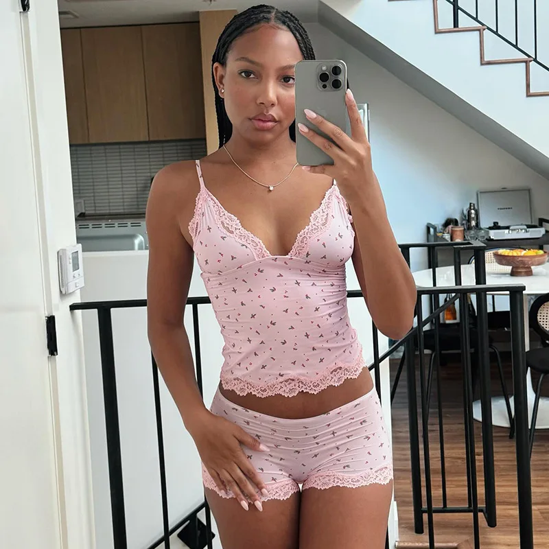 European American Style Casual Loungewear Set Floral Lace Strap Polyester Sexy Camisole Top Shorts Pajama Two Piece