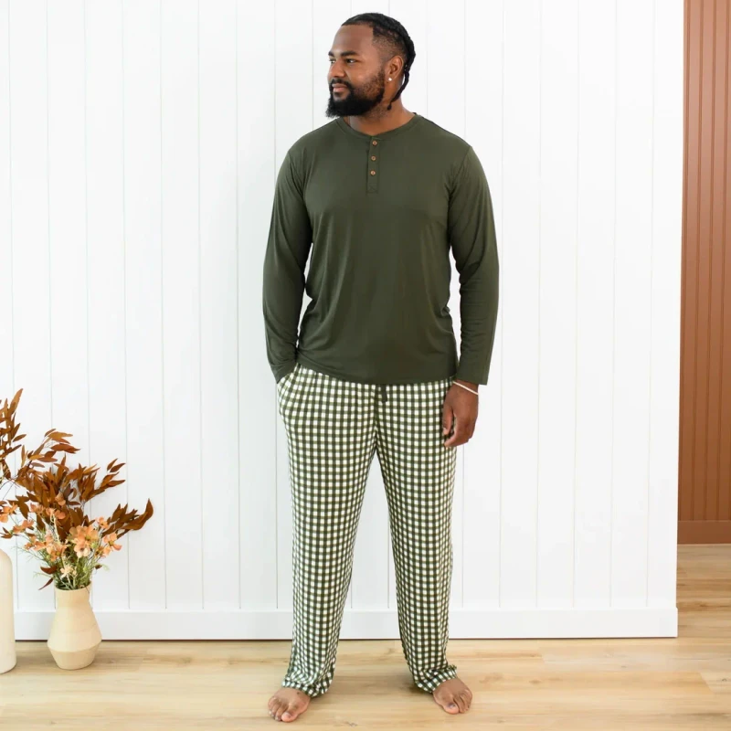 Family Matching Bamboo Pajamas Set Custom Print Christmas Holiday Loungewear Two Piece Knitted Home Clothes for Men and Women
