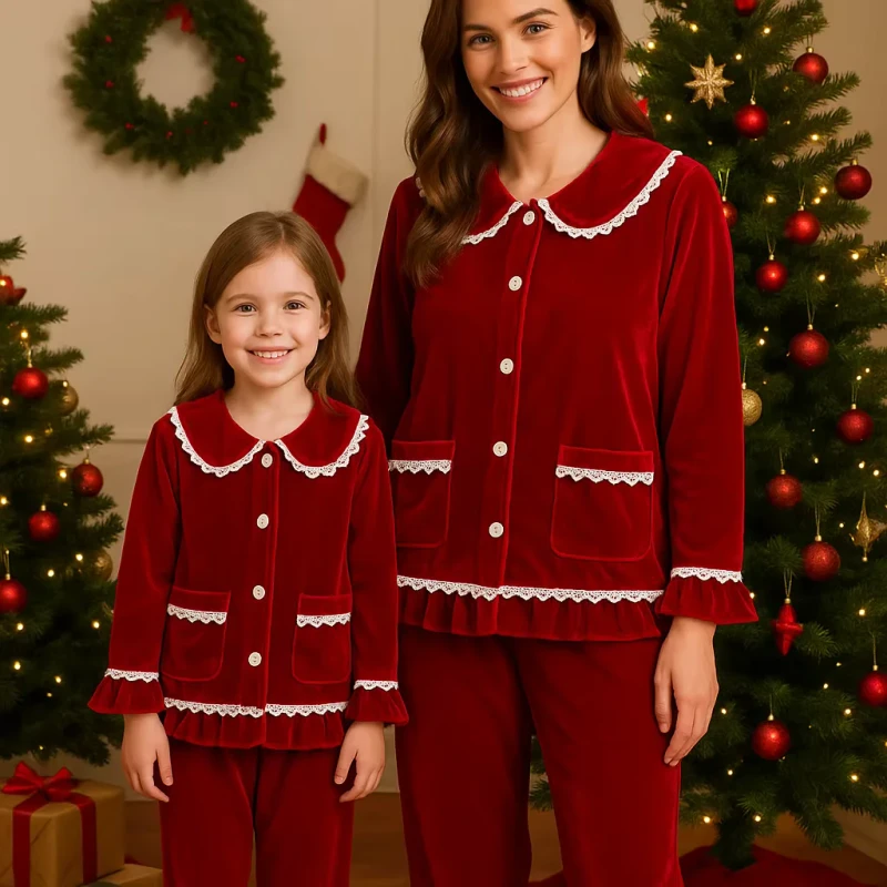 Family Matching Christmas Pajamas Kids Boy Girls Button up Sleepwear Velvet Winter Mum and Daughter Matching Women Clothes Set