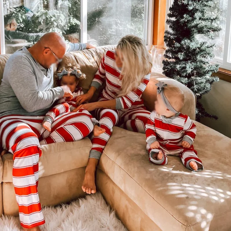 Family Matching Christmas Printed Pajamas Father Mother Kids Dog Matching Clothes Pajamas Set