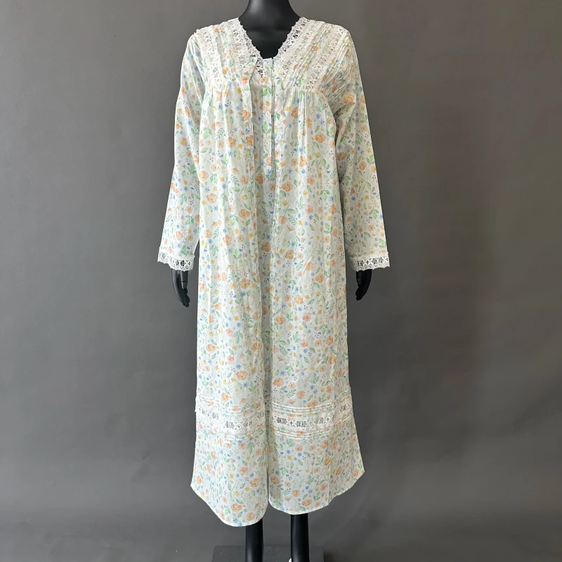 Floral Nightdress and Long Robe Cotton with Venise Lace and Pintuck Details