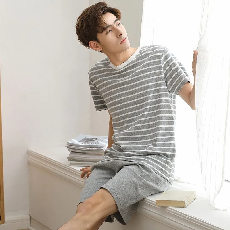 High End Men's Pajamas Short Sleeved Minimalist Summer Outerwear for Teenagers Thin Pullover Men's Home Wear 2 piece Set