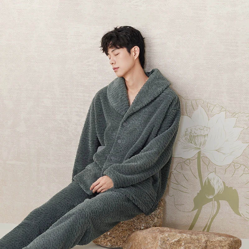 High Quality Coral Fleece Casual Loose Long Sleeve Open-front Men's Warm-keeping Pajama Set for Autumn Winter Homewear