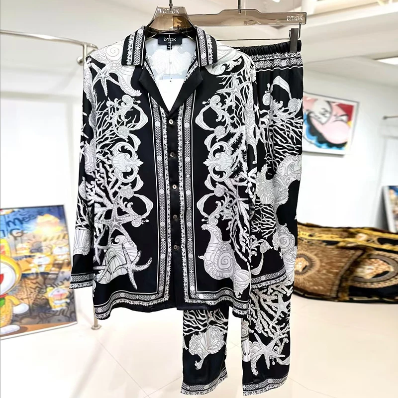 High quality Silk Men's Pajamas Monogrammed Blue Long sleeved Pajamas 2 piece Men's and Women's Sets