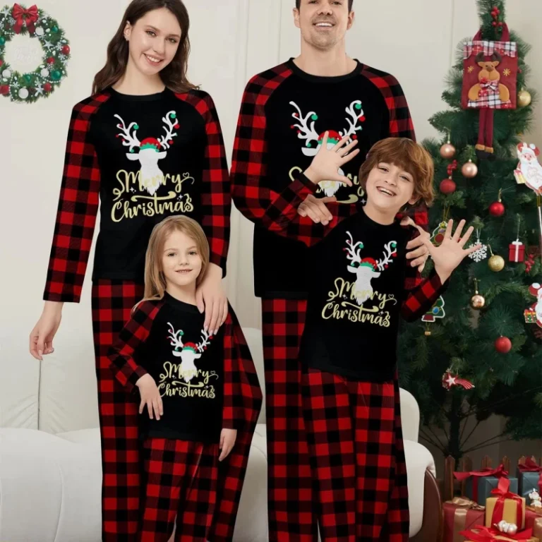 In-Stocks-New-Christmas-Clothes-Xmas-Deer-Printing-Pyjamas-Family-Matching-Christmas-Pajamas-Sets