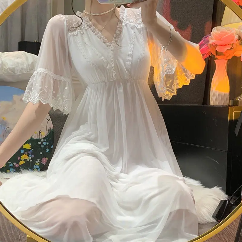 Multiple Patterns V Neck Nightdress with Lace Trim Tulle Home Wear Pajamas