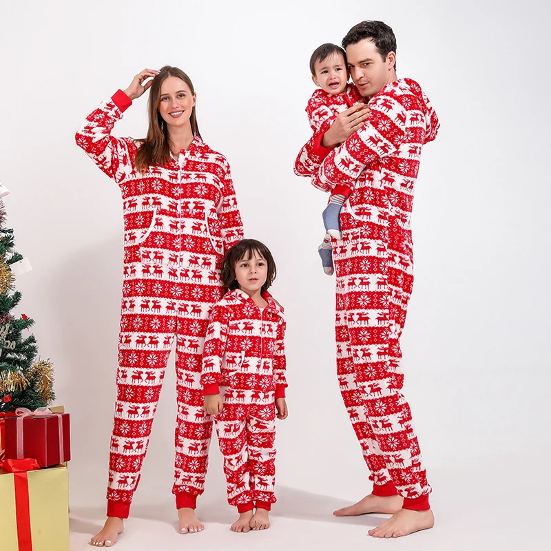 New Christmas Family Pajamas Set Cartoon Printed Christmas Tree Long Sleeve Sleepwear Family Pijamas Matching Christmas