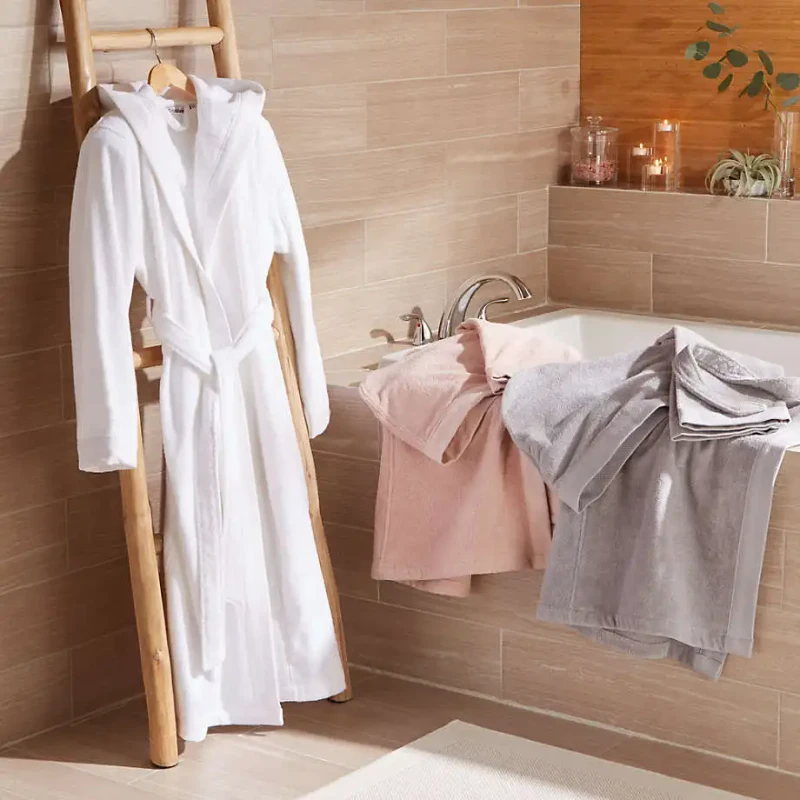 New Design 100% Cotton Terry Hooded Collar Unisex Hotel Bathrobe Custom Embroidered Logo Spa Women Warm Bath Robes